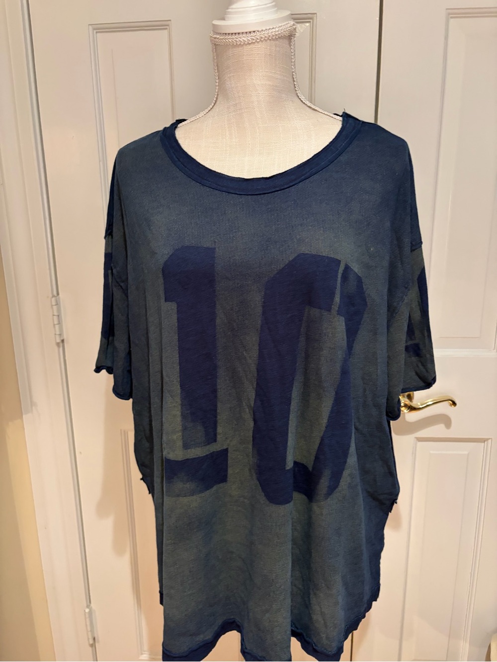 We the Free Laid Back Tee. Size M. NWT - Picture 3 of 10